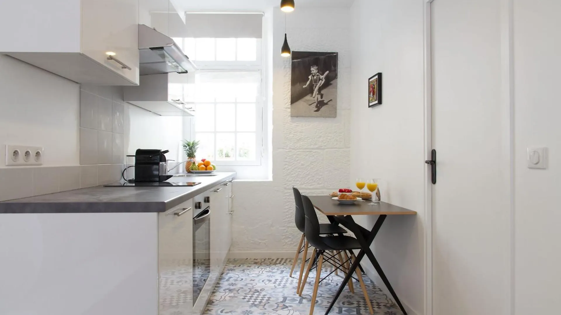 St Germain Des Pres - 2Br - Cityapartmentstay Paris França